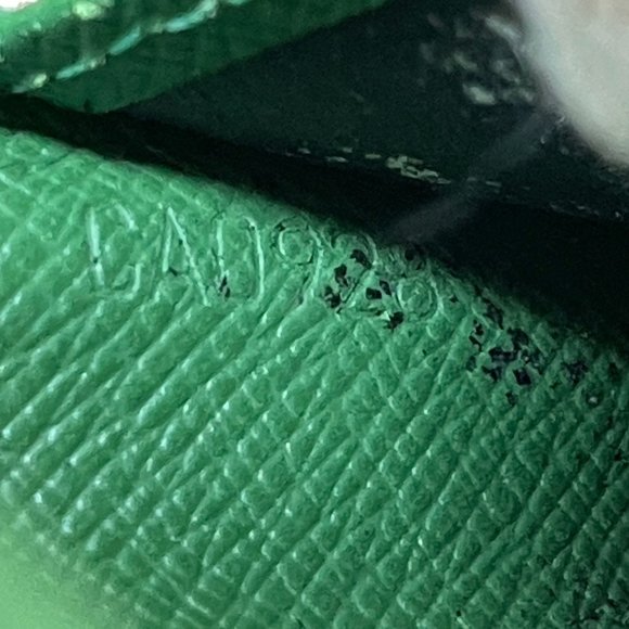 033 Louis Vuitton Green Epi Leather  Checkbook Wallet CA0928 - Picture 7 of 11